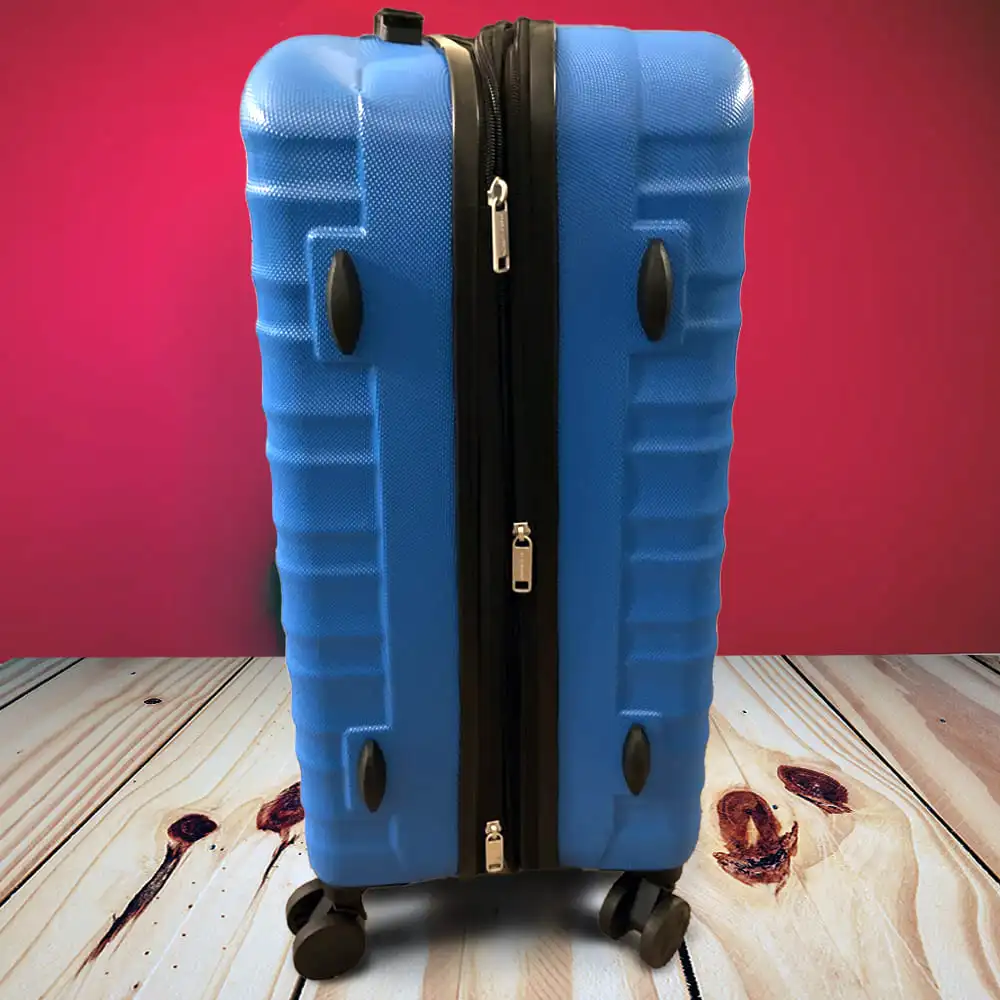 Amazon Basics 30" Hardside Carry-on Review