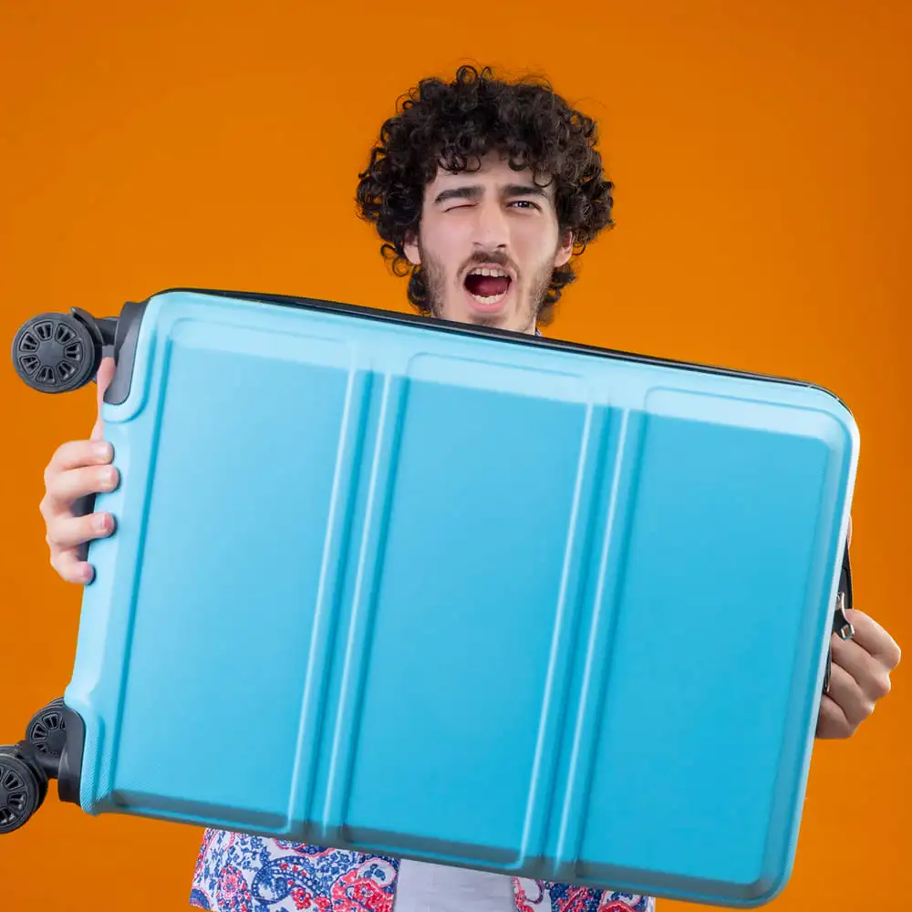 Top Mistakes Travelers Make When Buying Luggage