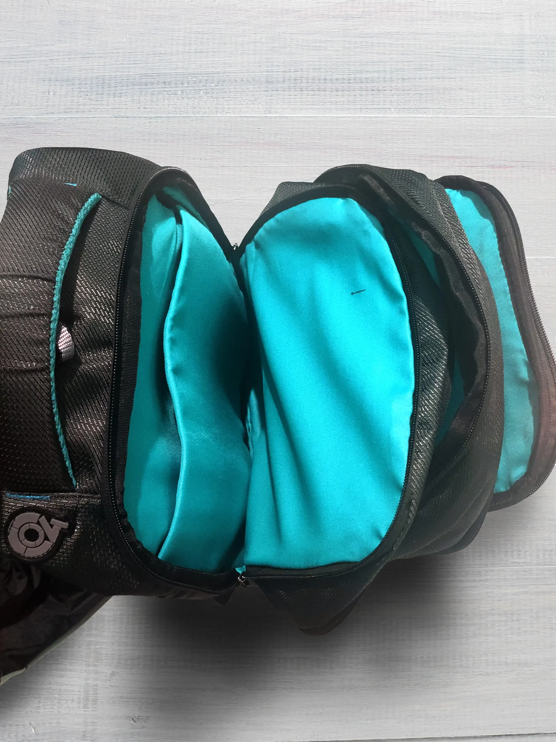 HARISSONS Glint 40 Travel Laptop Backpack Review